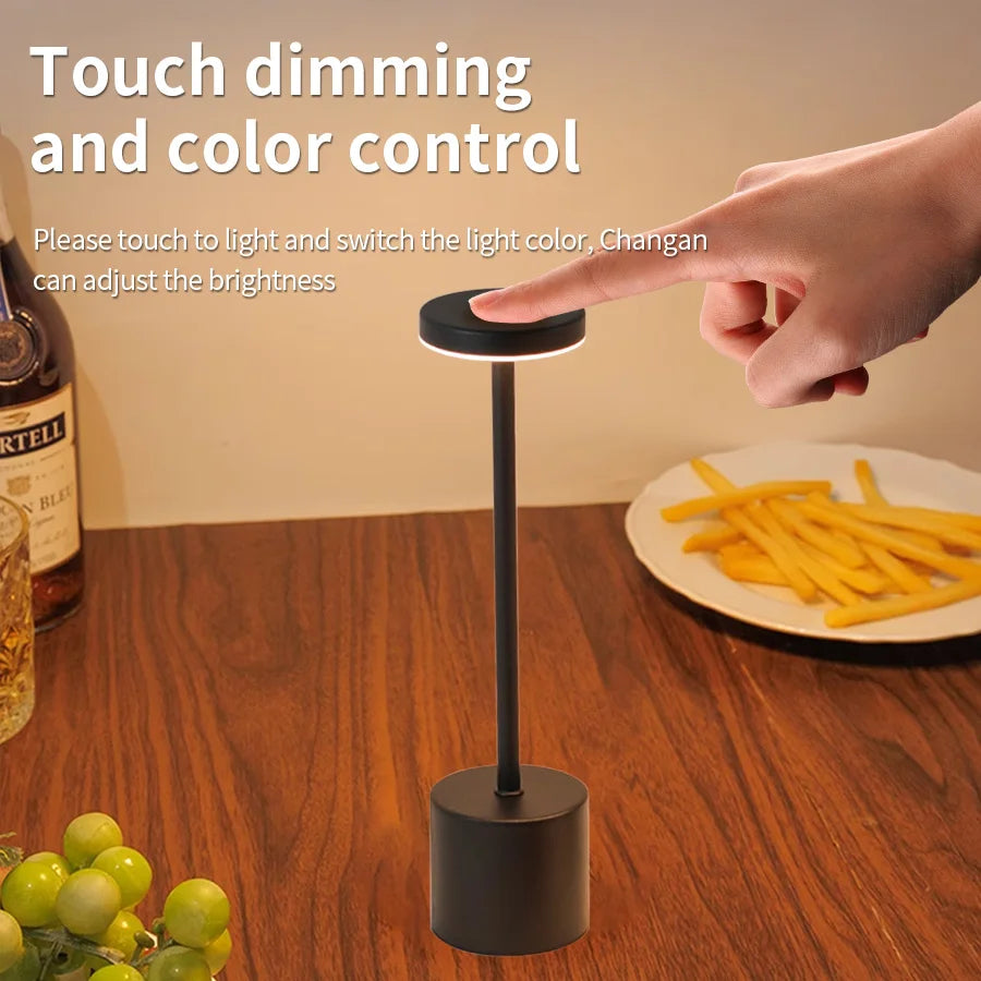 Classic Touch USB Desk Lamp